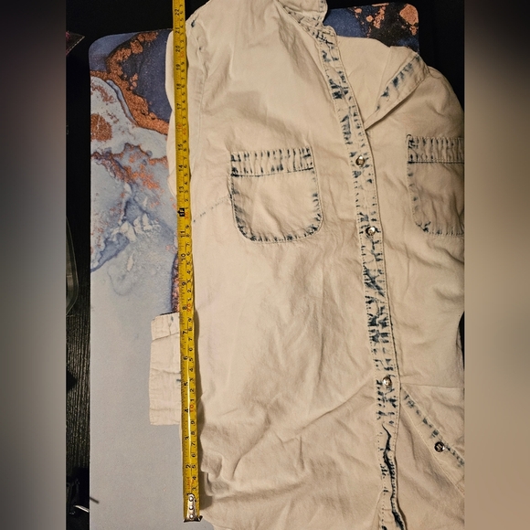 Derek Heart Bleached denim button down shirt - Picture 8 of 8